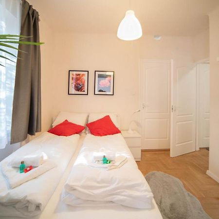 Free Parking Riverwalk Home - 4 Ppl,Wi-Fi,Ac, Tv Βουδαπέστη Εξωτερικό φωτογραφία
